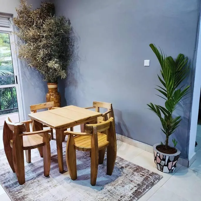 דירה קמפאלה Aster Homes