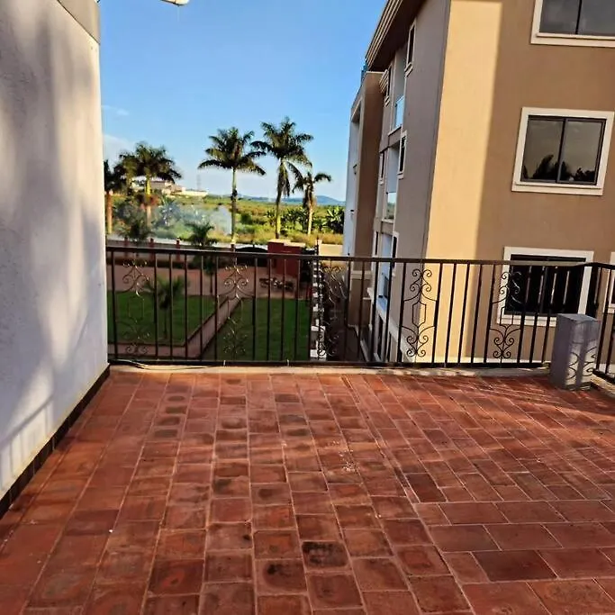 דירה קמפאלה Aster Homes