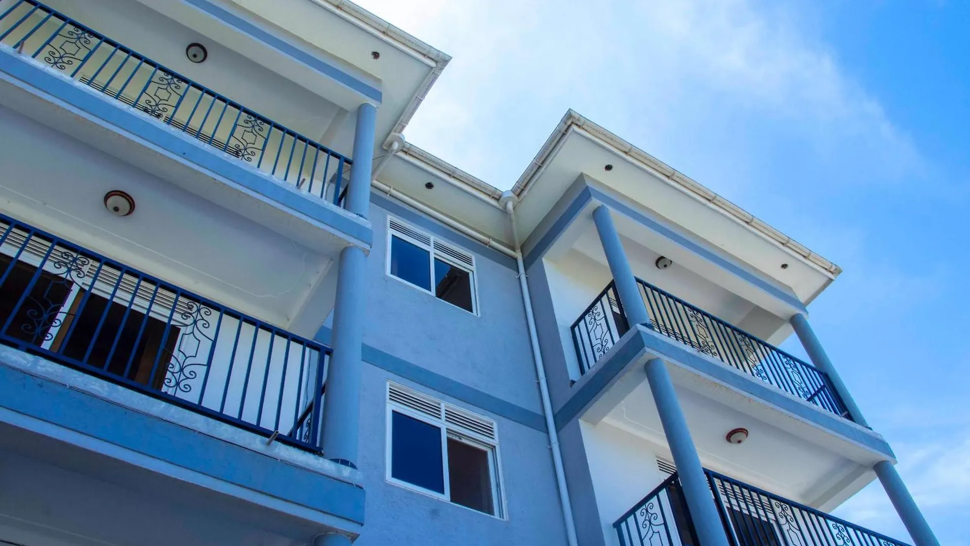 קמפאלה Aster Homes